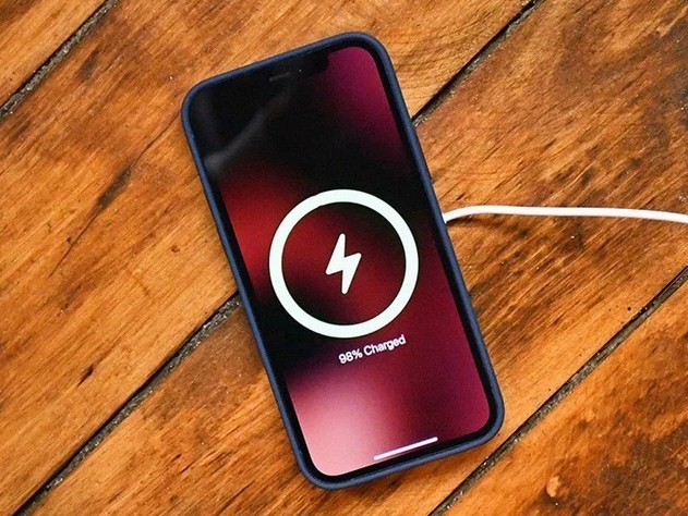 揭阳苹果手机维修分享iPhone 12可以随便充电吗 